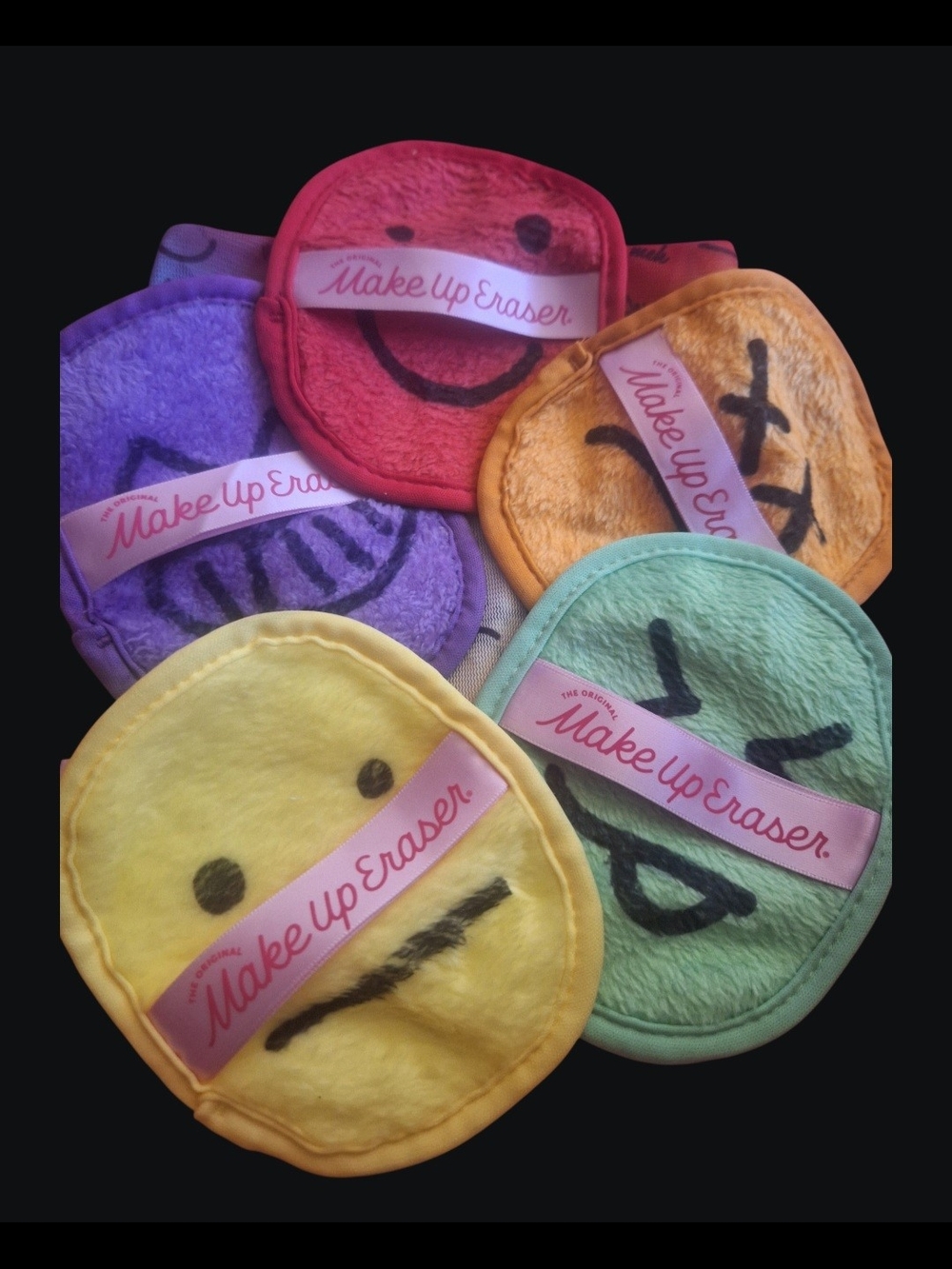 MakeUp Eraser Mint Green Smiley Plush Cleansing Pad